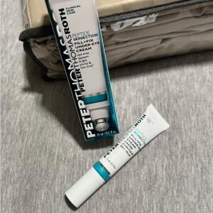 Peter Thomas Roth Peptide Eye Cream - White and Teal